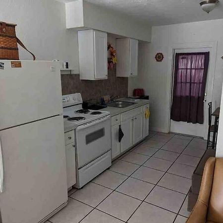Private One-Bedroom 13-Directly Across From Beach 圣徒皮特海滩 外观 照片