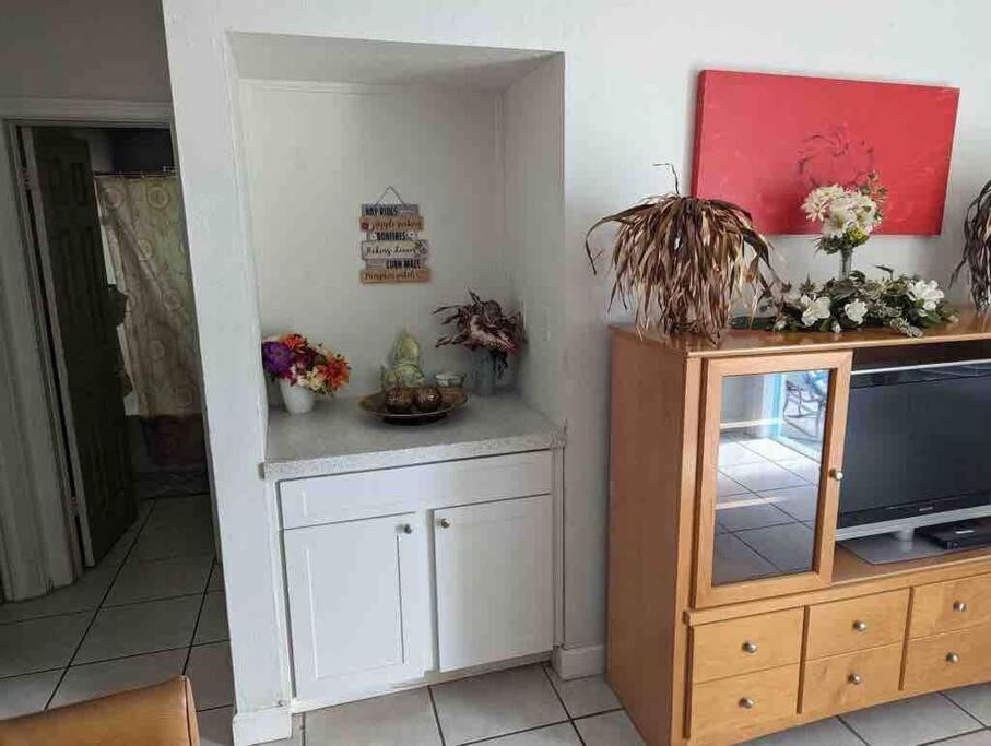 Private One-Bedroom 13-Directly Across From Beach 圣徒皮特海滩 外观 照片